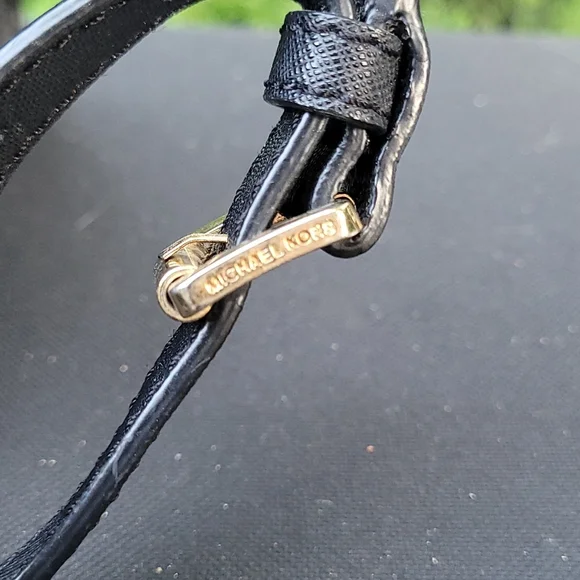 Michael Kors Hope Messenger Large Black Gold Purse